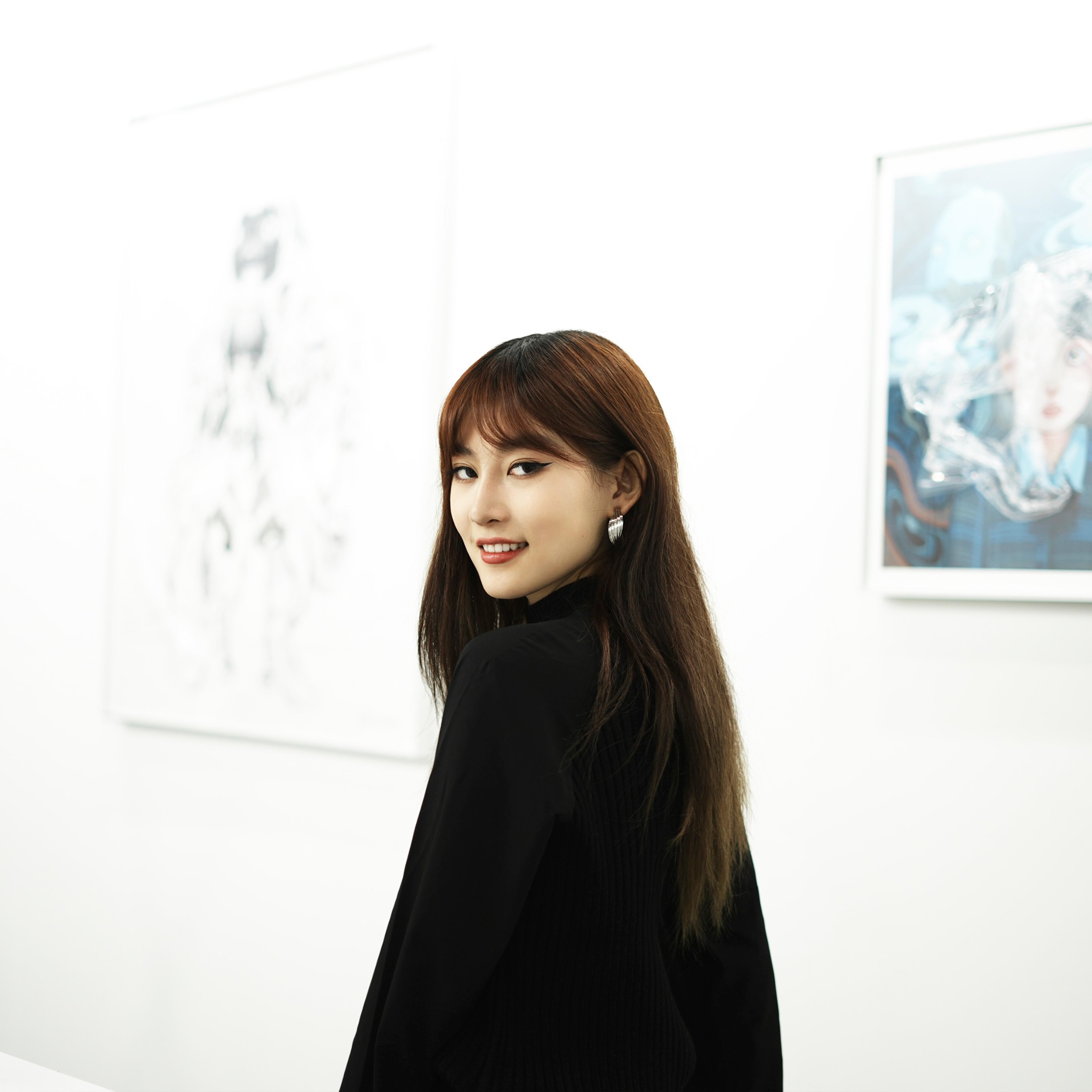exhibition_head_view