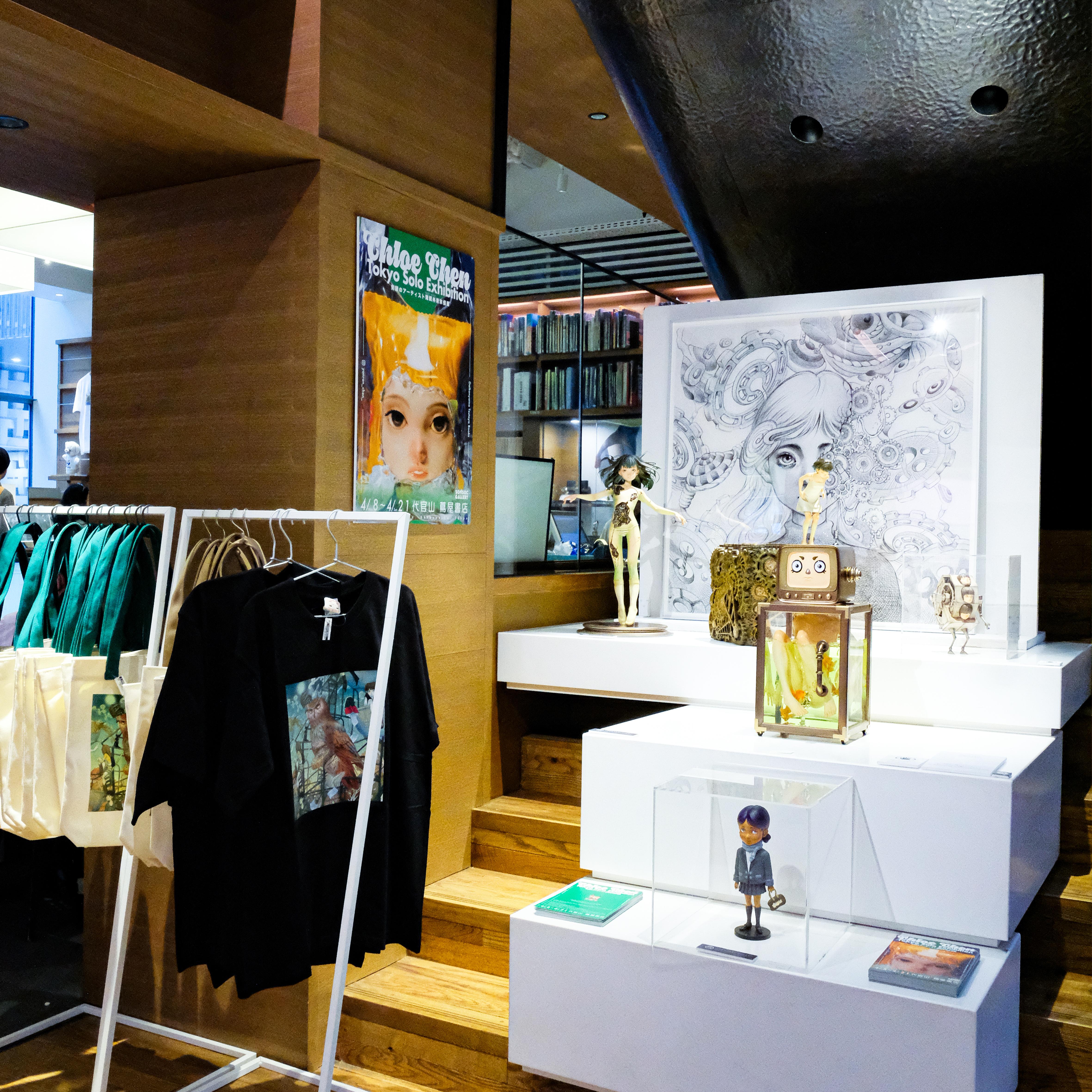 exhibition_head_view