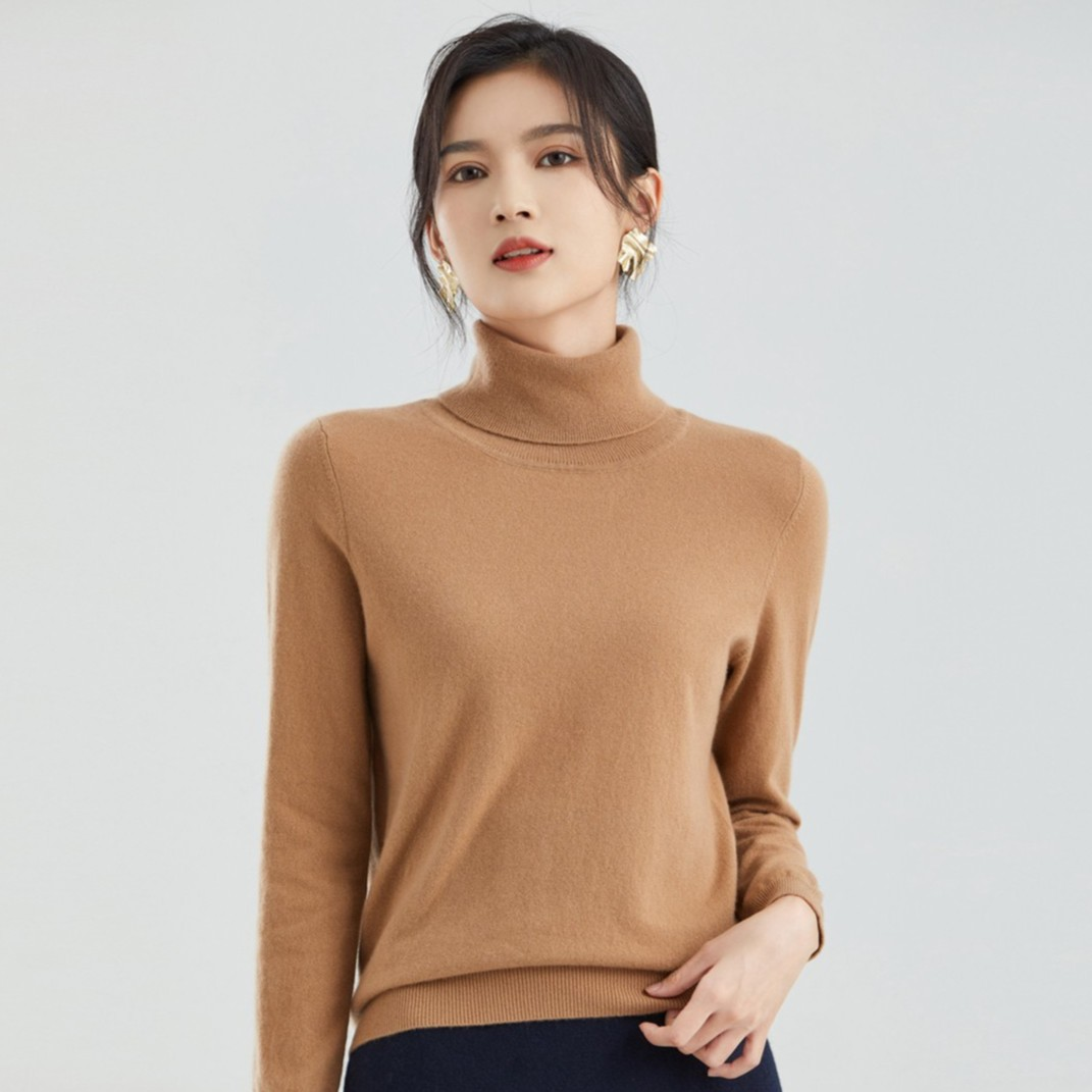 穿白色衣服的人已生成高可信度的说明