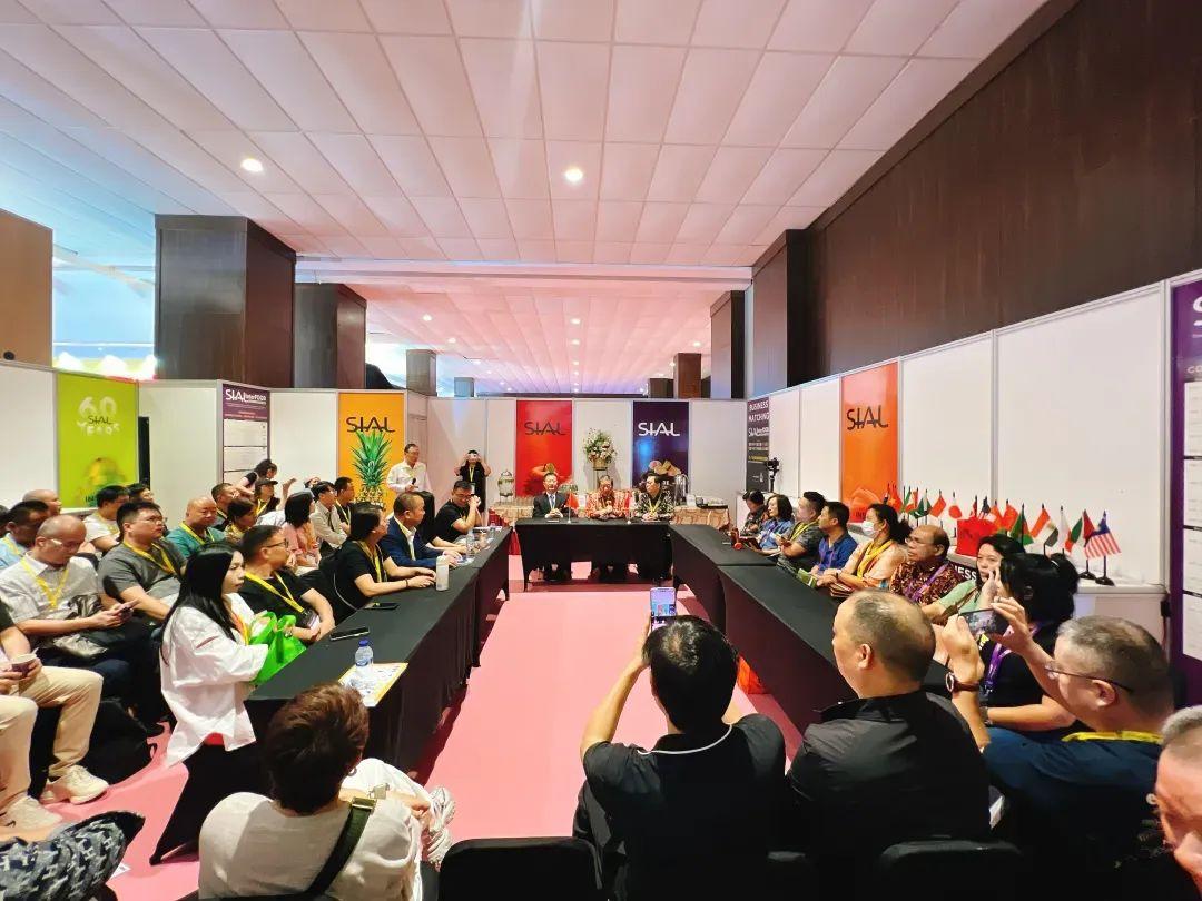 https://mmbiz.qpic.cn/mmbiz_jpg/GqJG2JqYTmpuzKx6lqBx3IicbXrEicff3BldwXoDcb5oD9lrznbJNyrNYWeOEEp8WCwwpcUdsuXBbicGpgxqpQkkA/640?wx_fmt=other&from=appmsg