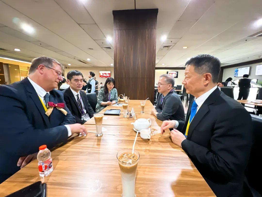 https://mmbiz.qpic.cn/mmbiz_jpg/GqJG2JqYTmpuzKx6lqBx3IicbXrEicff3BlqYtI6uEpgOTfiabwShibh5ayfvwR6adQ5Ks3SrxX7sCVPPhRwQIap5A/640?wx_fmt=other&from=appmsg